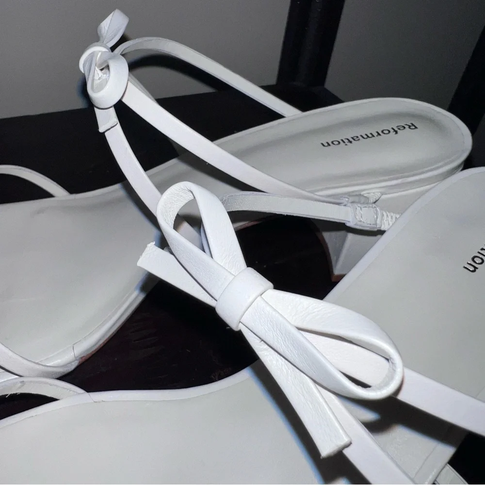 Reformation Elodie Heels - Picture 8 of 9